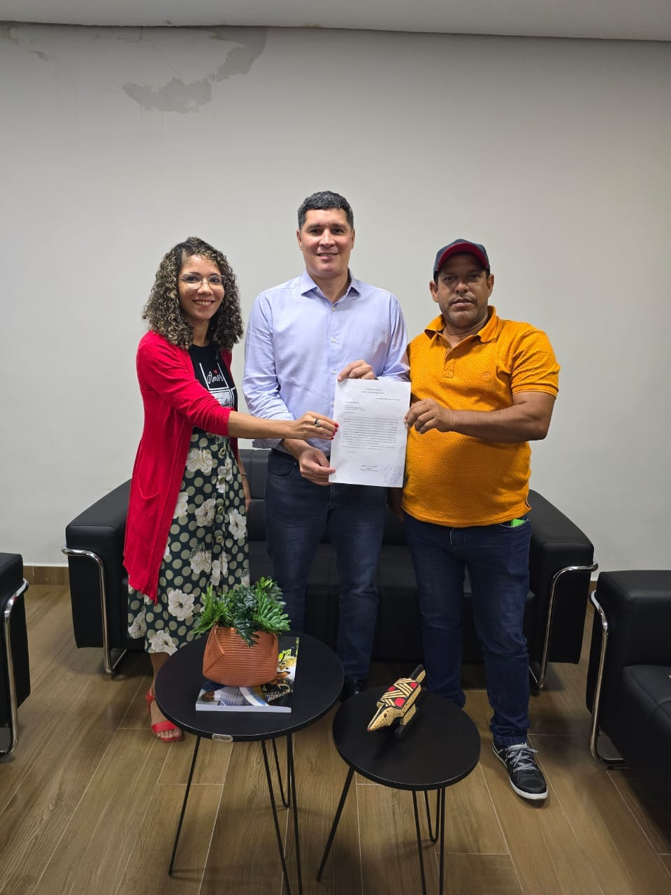 Vereador Jair Soares vai à Cuiabá e protocola vários pedidos de obras, ações e recursos para Nova Guarita