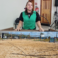 Vereadora Maria Isabel, que pediu a construção de uma quadra de beach tennis em Nova Guarita, agradece Prefeitura por atender sua indicação